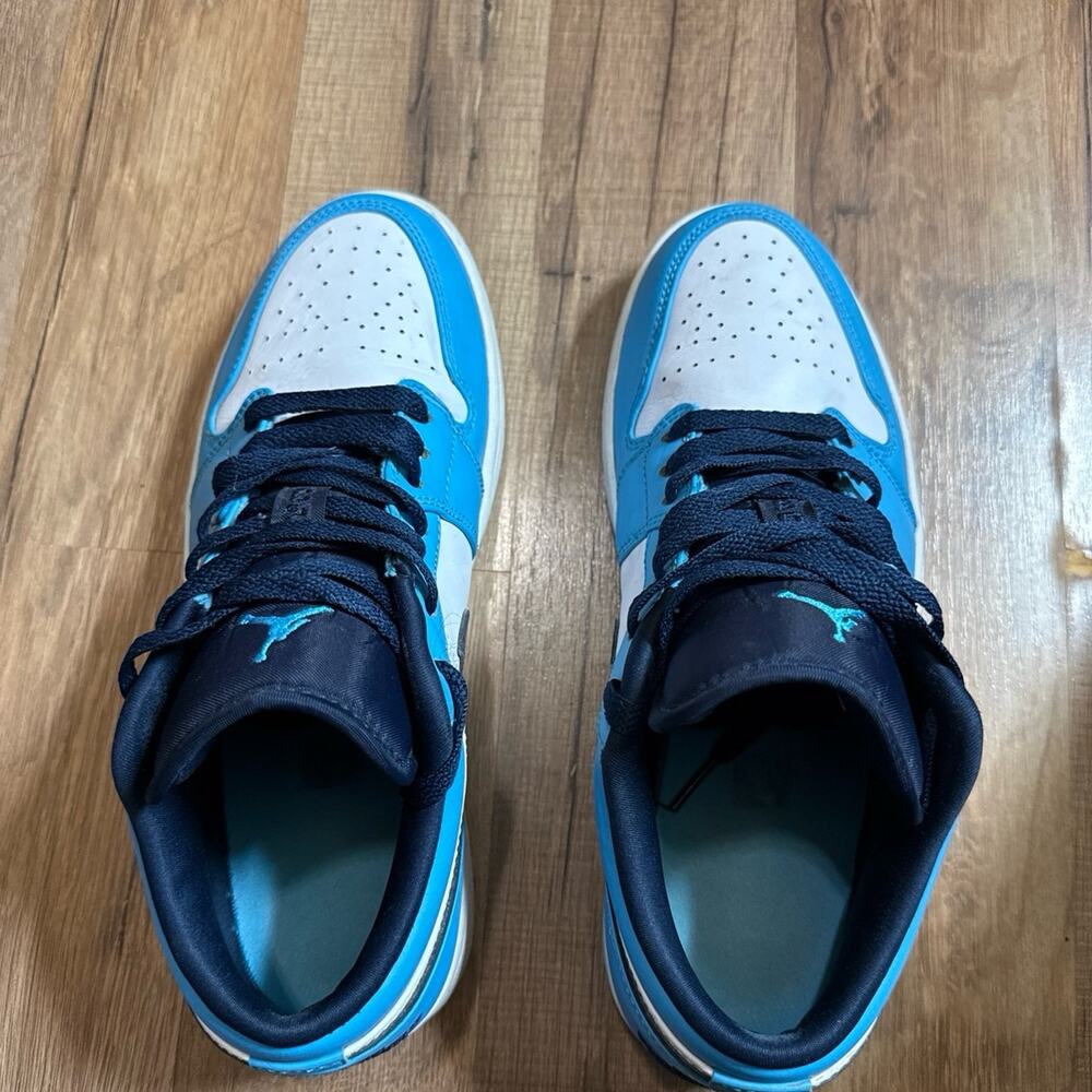 Jordan 1 Low UNC Powder Blue - Picture 2 of 9